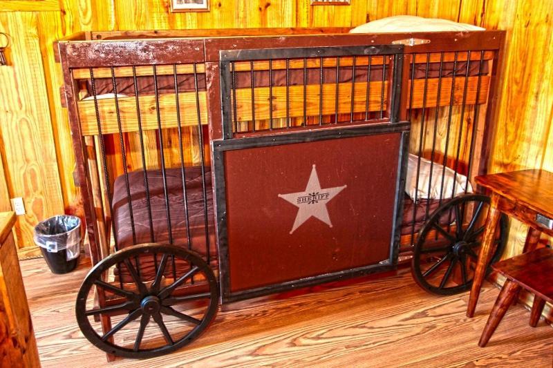 ホテル Diamonds Old West マーフリーズボロ エクステリア 写真